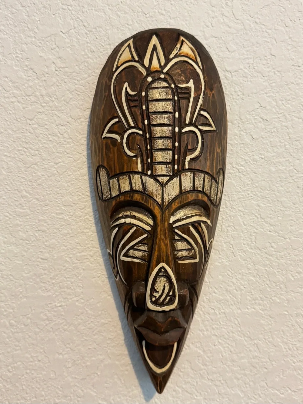 Wall Decor Handcrafted African Mask 11.5” Lizard In Forehead